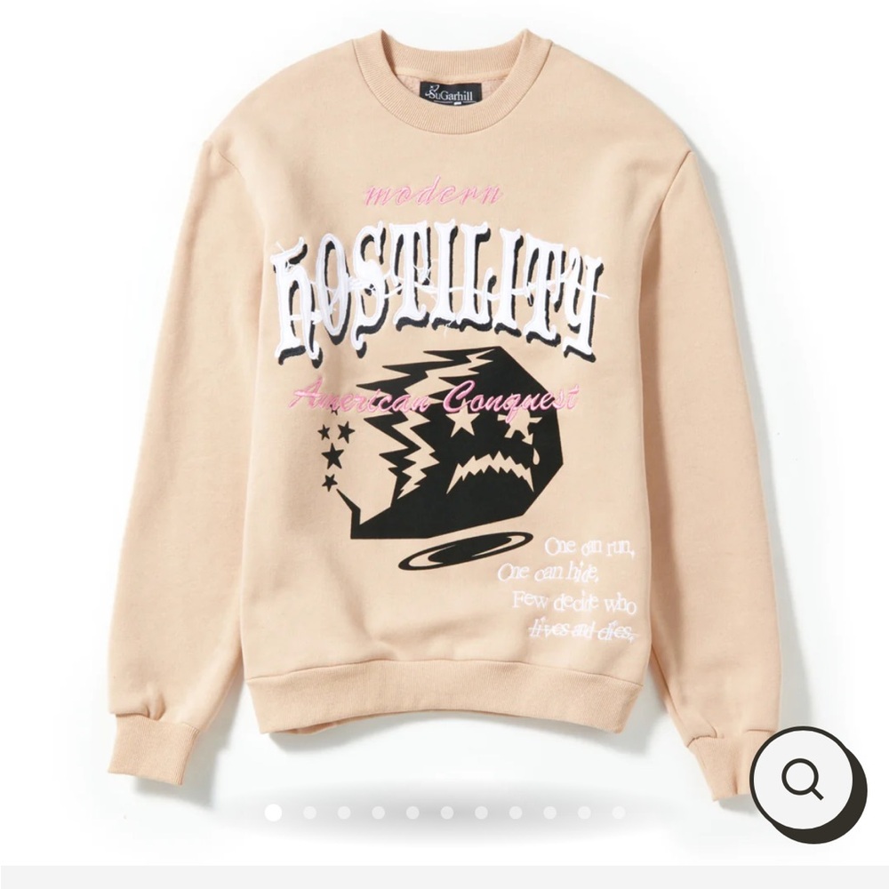 HOSTILE CREWNECK (TAN)